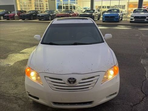 Used 2007 Toyota Camry XLE image 3