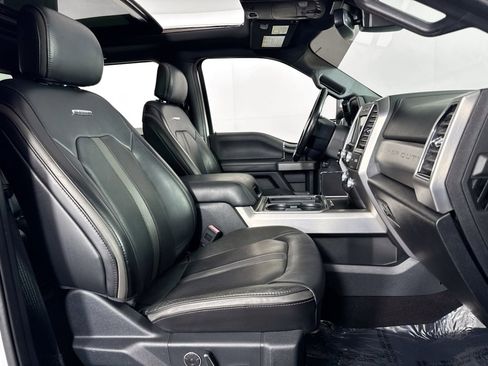 Used 2019 Ford F250 Platinum w/ Platinum Ultimate Package image 37