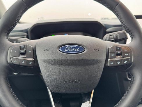 New 2025 Ford Maverick XLT w/ XLT Luxury Package FWD image 19
