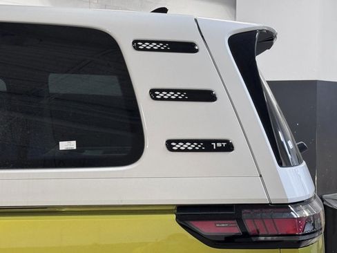 New 2025 Volkswagen ID. Buzz 1st Edition image 43