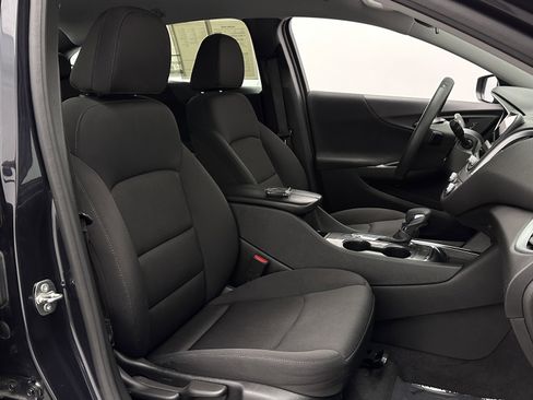 Used 2023 Chevrolet Malibu LT FWD image 33