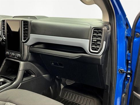 Used 2024 Ford Ranger XL image 17
