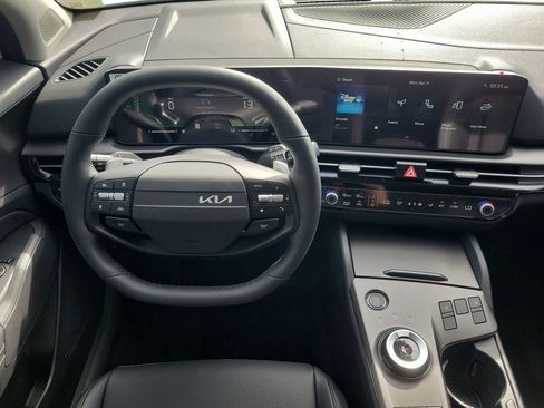 New 2026 Kia Sportage AWD Hybrid image 19