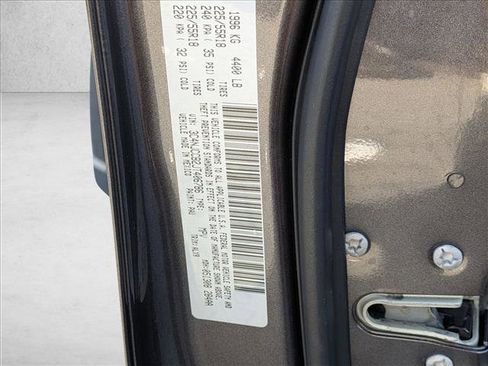 Used 2018 Jeep Compass Limited w/ Navigation Group image 24