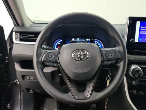 Used 2025 Toyota RAV4 LE image 33