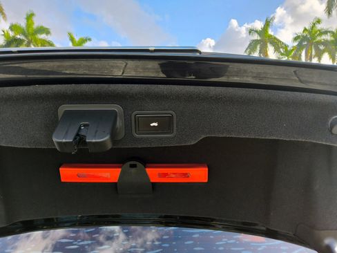 Used 2011 Audi A8 L 4.2 image 44