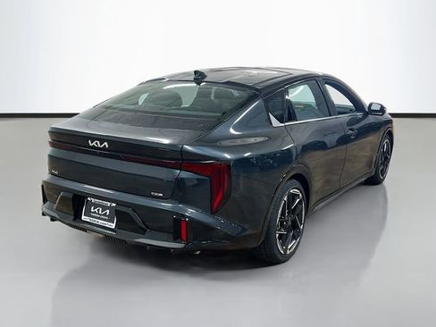 New 2025 Kia K4 GT-Line image 7