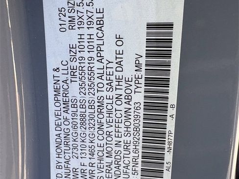 Used 2025 Honda Odyssey Elite image 31