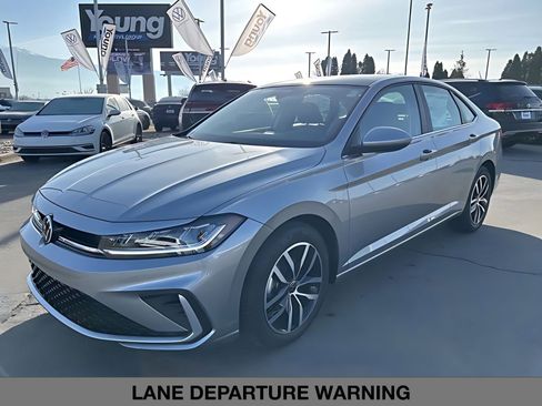 New 2026 Volkswagen Jetta SE image 7