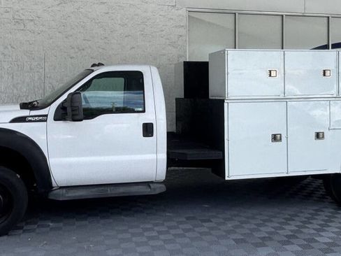 Used 2011 Ford F550 2WD Regular Cab Super Duty w/ Payload Upgrade Pkg image 6
