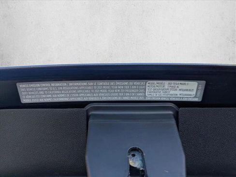 Used 2021 Tesla Model 3 Performance image 25