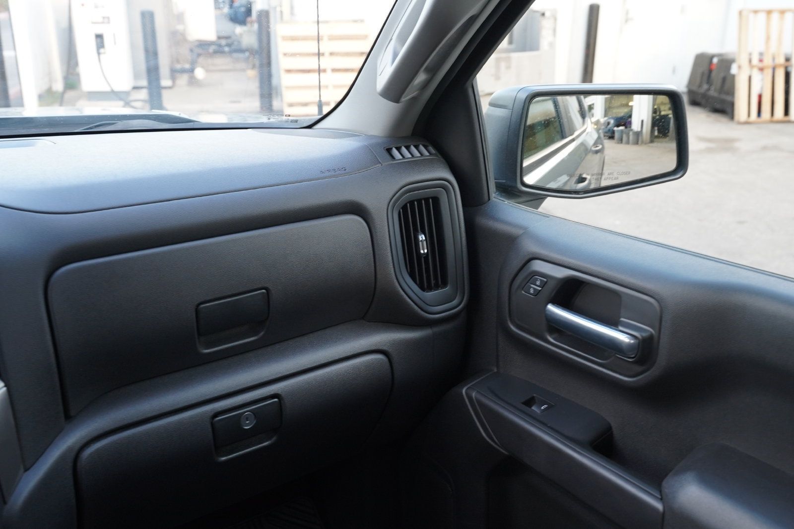 Used 2024 Chevrolet Silverado 1500 Custom w/ LPO, Dark Essentials Package RWD image 8