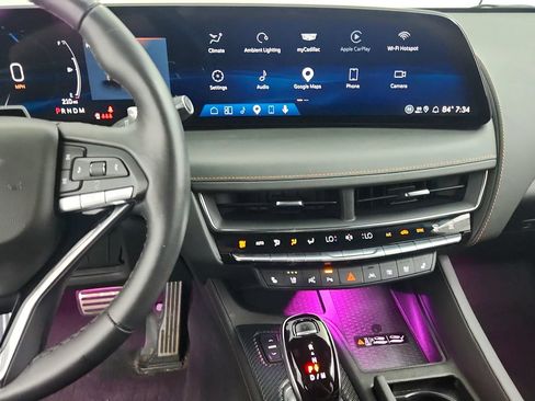 Certified 2025 Cadillac CT5 Sport w/ Technology Package AWD/4WD image 20