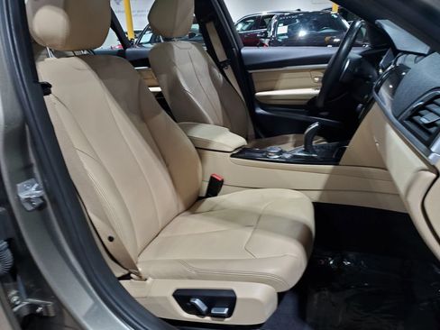 Used 2018 BMW 340i xDrive Sedan AWD/4WD image 13
