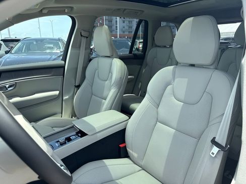 New 2026 Volvo XC90 B6 Ultra w/ Protection Package AWD/4WD image 12