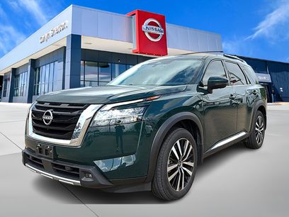 Used 2024 Nissan Pathfinder Platinum