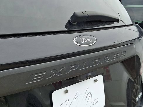 Used 2023 Ford Explorer Timberline AWD/4WD image 10