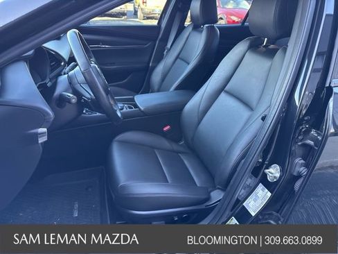 Used 2022 MAZDA MAZDA3 s image 3