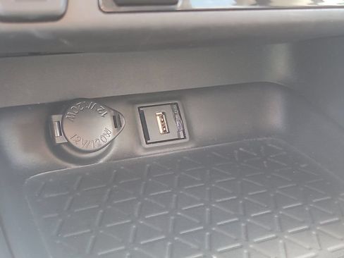 Used 2021 Toyota RAV4 XLE Premium FWD image 25
