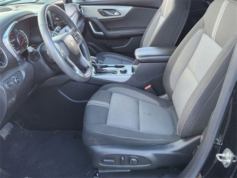 Used 2023 Chevrolet Blazer LT w/ Convenience Package image 4