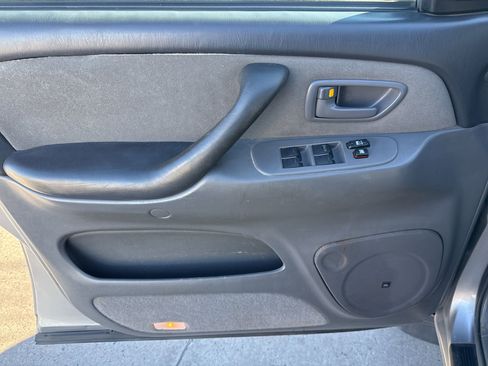 Used 2005 Toyota Tundra SR5 image 14