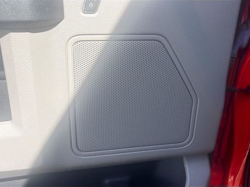 Used 2016 Ford F150 XL w/ Equipment Group 101A Mid RWD image 18