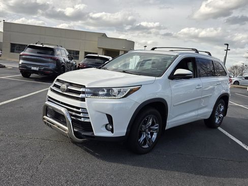 Used 2018 Toyota Highlander Limited Platinum w/ Protection Package #3 image 1