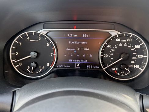 Used 2025 Nissan Altima 2.5 SV FWD image 22