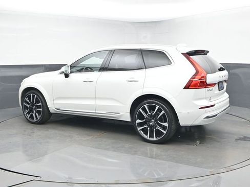 Used 2023 Volvo XC60 B5 Ultimate image 6