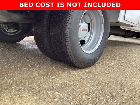 New 2025 GMC Sierra 3500 Pro w/ Convenience Package image 10