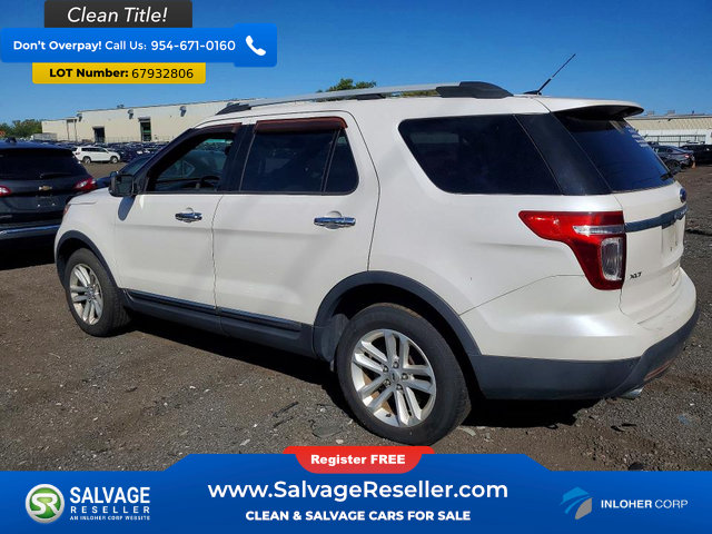 Used 2015 Ford Explorer XLT AWD/4WD image 3