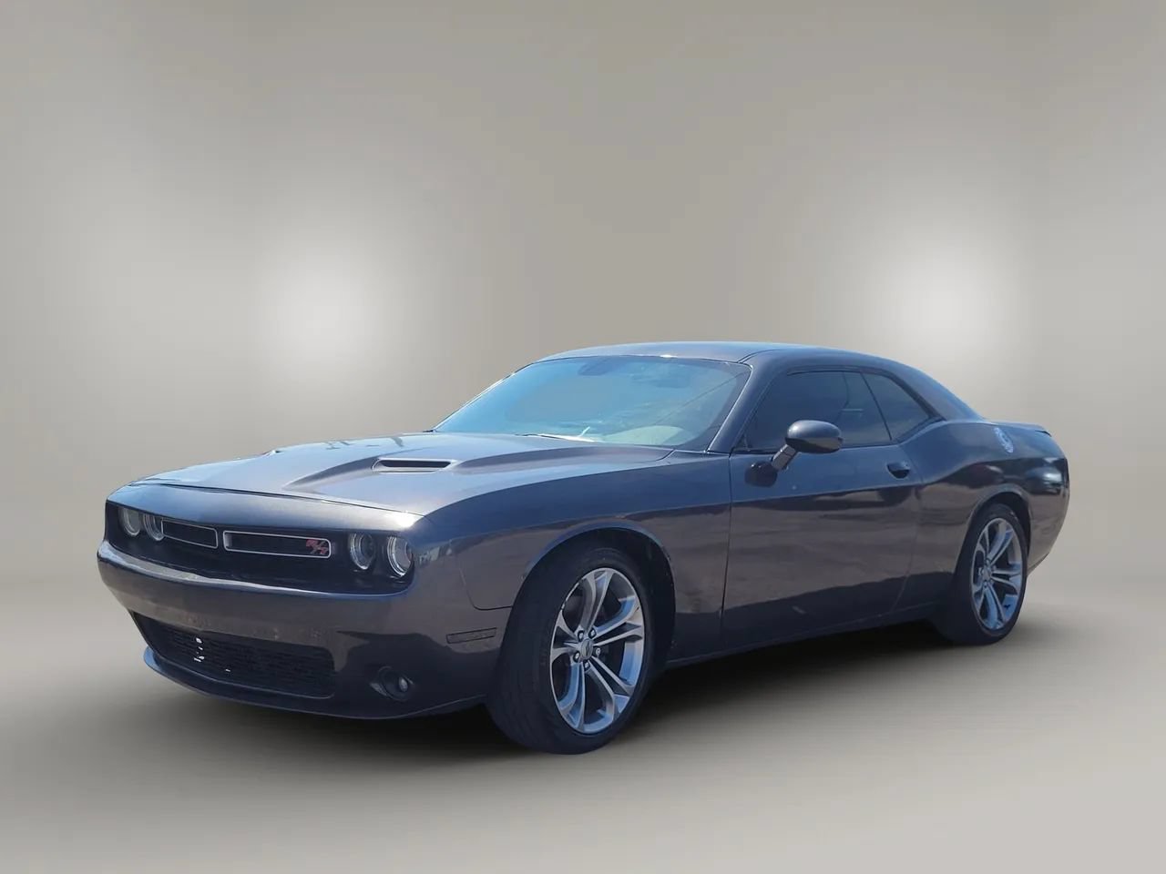 Used 2020 Dodge Challenger R/T RWD image 17