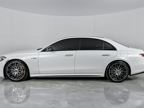 Used 2024 Mercedes-Benz S 63 AMG S image 8