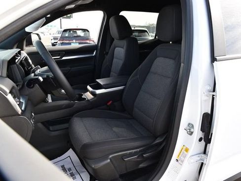 Used 2025 GMC Terrain Elevation image 18