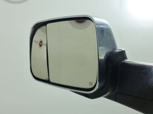 Used 2022 RAM 2500 Laramie AWD/4WD image 18