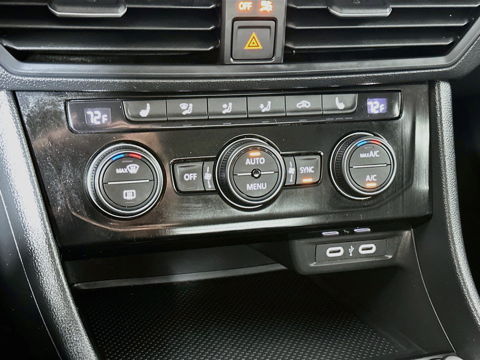 Used 2024 Volkswagen Jetta SE FWD image 15