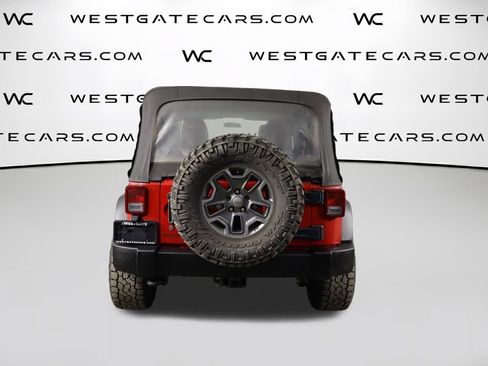 Used 2014 Jeep Wrangler Unlimited Sport w/ Connectivity Group AWD/4WD image 4