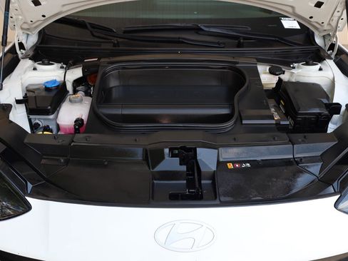 Used 2024 Hyundai Ioniq 6 SE AWD/4WD image 11