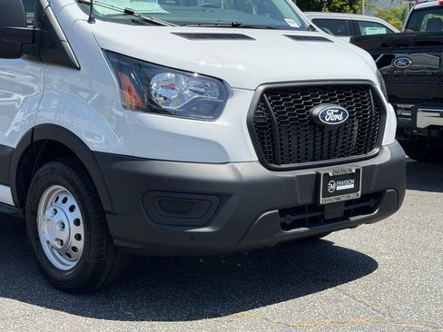 New 2026 Ford Transit 250 Low Roof AWD image 4