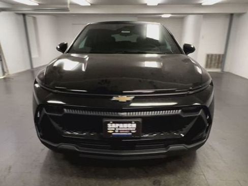New 2026 Chevrolet Equinox EV LT image 3