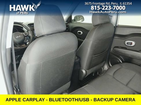 Used 2018 Kia Soul + FWD image 14