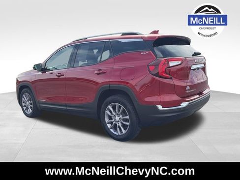 Used 2023 GMC Terrain SLT FWD image 5
