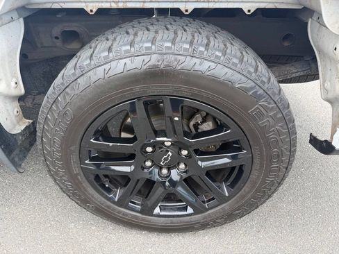 Used 2020 Chevrolet Silverado 1500 Custom w/ Rally Edition AWD/4WD image 13