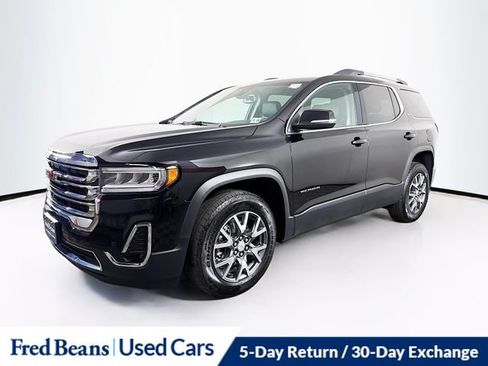 Used 2023 GMC Acadia SLT w/ Technology Package AWD/4WD image 3