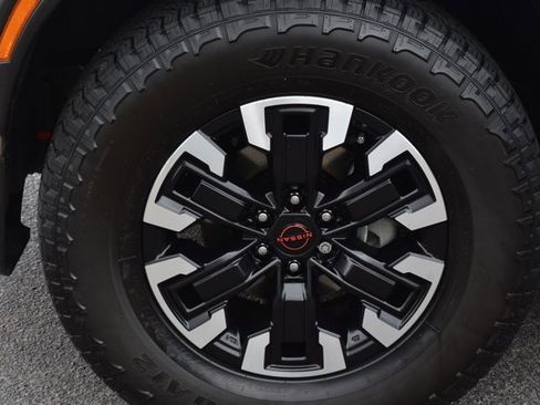 Used 2023 Nissan Frontier Pro-X w/ Technology Package image 10