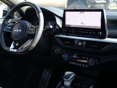 Used 2023 Kia Forte GT-Line image 35