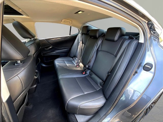 Used 2020 Lexus ES 350 w/ Premium Package FWD image 24