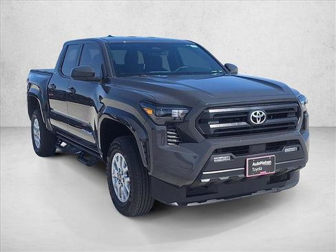 Certified 2026 Toyota Tacoma SR5 AWD/4WD image 3