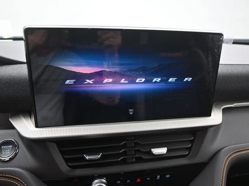 New 2026 Ford Explorer Tremor image 4