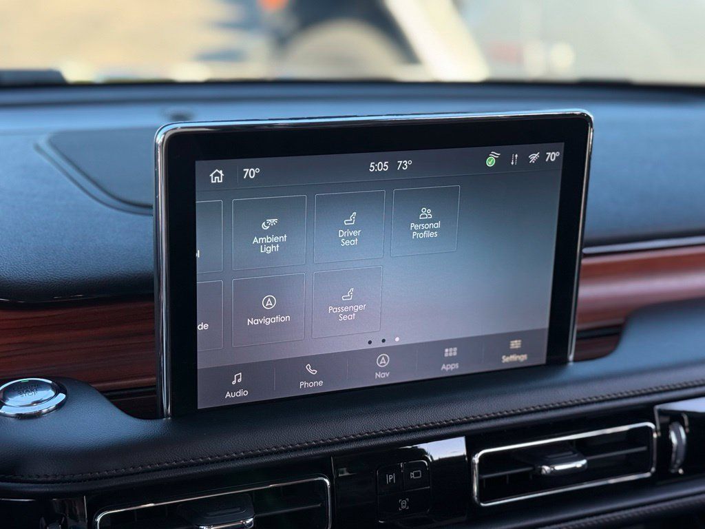 Used 2024 Lincoln Aviator Reserve w/ Elements Package Plus AWD/4WD image 25